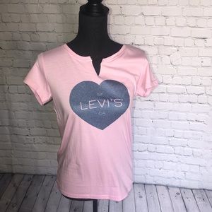 Levi’s shirt